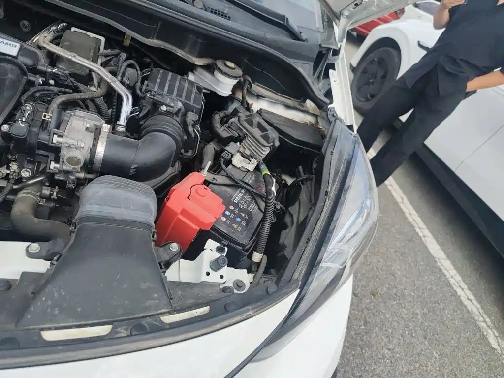 Honda Fit — миниатюра 21
