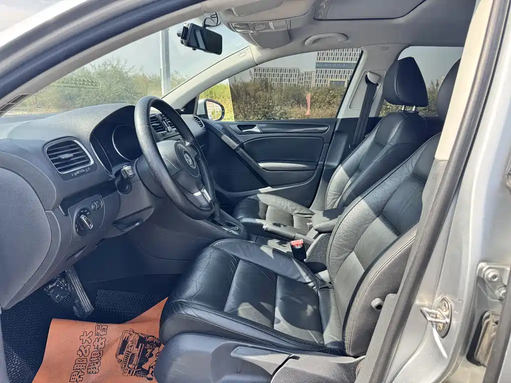 Volkswagen Golf — миниатюра 4