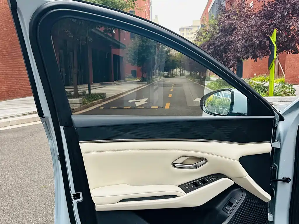 BYD Qin L — миниатюра 9