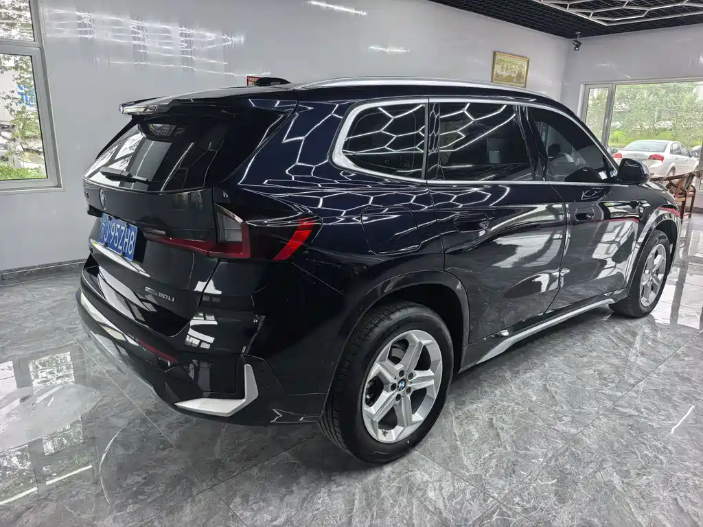 BMW X1 2023 sDrive20Li X