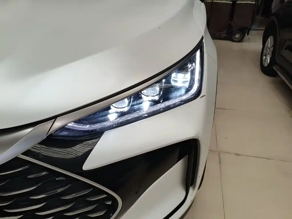 BYD Tang New Energy — миниатюра 24