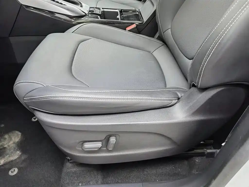 SAIC MAXUS CHASE G50