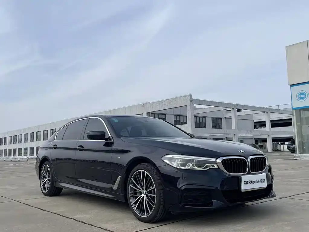 BMW 5 SERIES