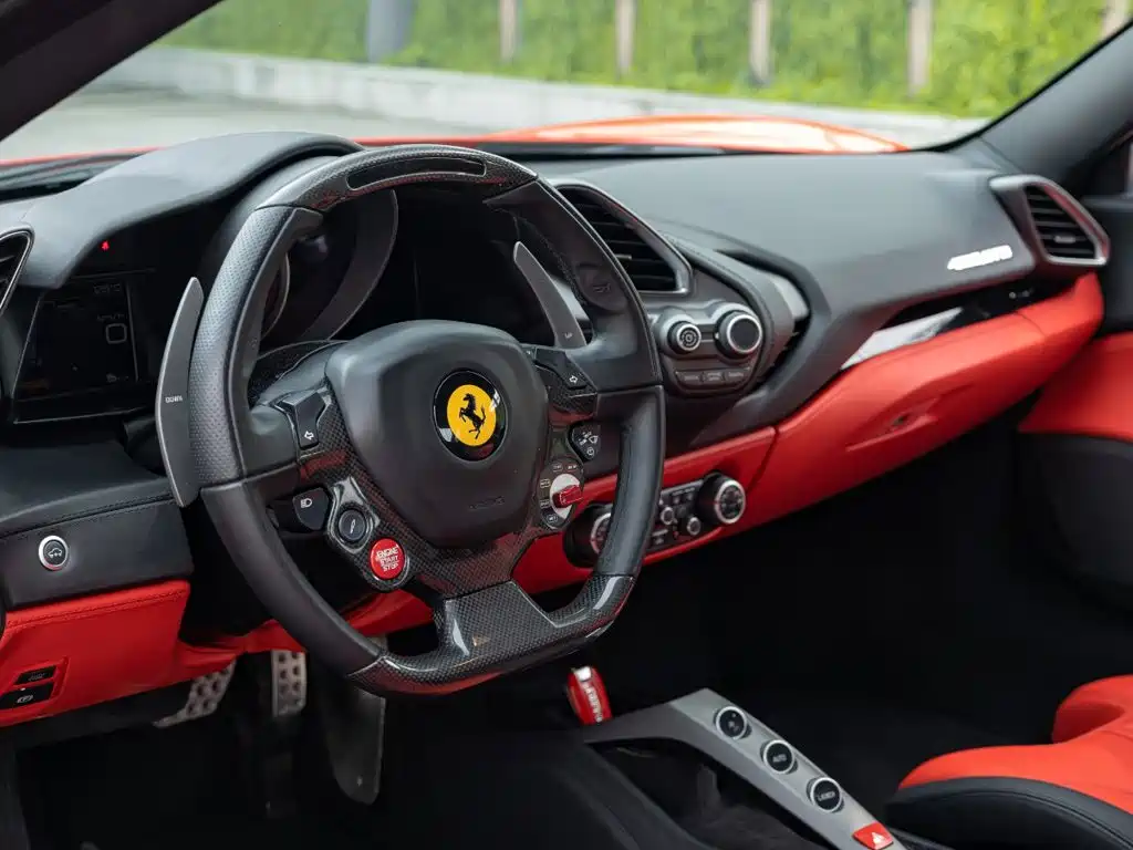 Ferrari 488 — миниатюра 10