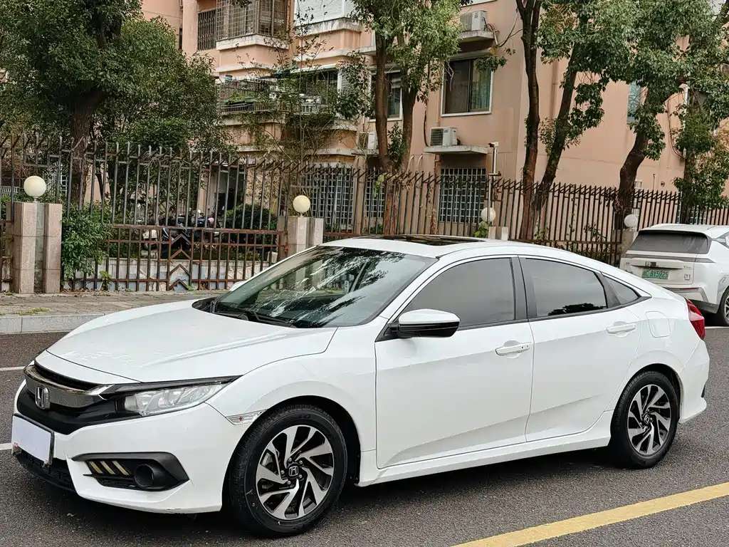 Honda Civic — миниатюра 3