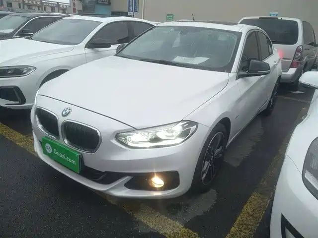 BMW  1 SERIES 2018