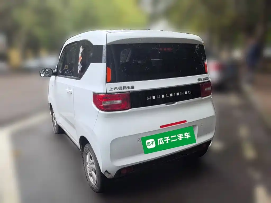 Wuling MINIEV — миниатюра 4