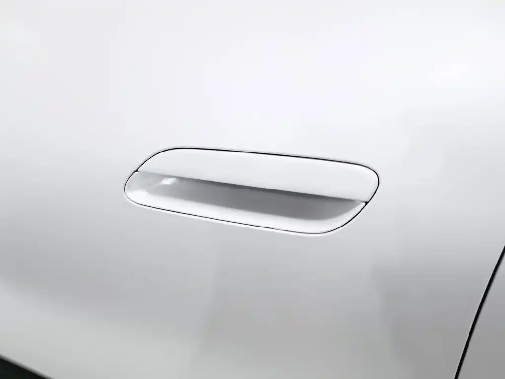 Xiaomi SU7 — миниатюра 18