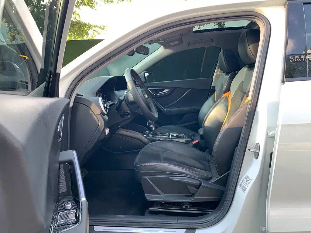 Audi Q2L e-tron 2022 Q2L e-tron Smart