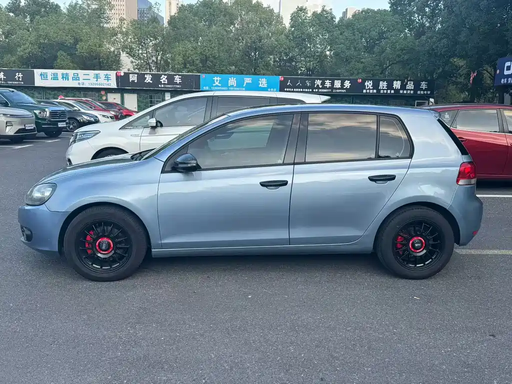 Volkswagen Golf — миниатюра 3
