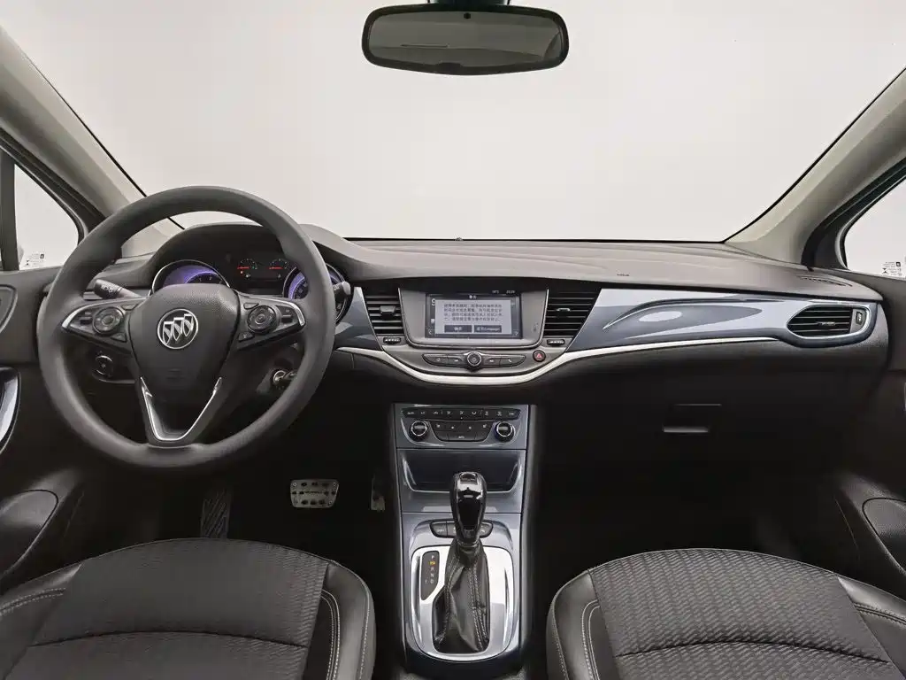 Buick Verano — миниатюра 5