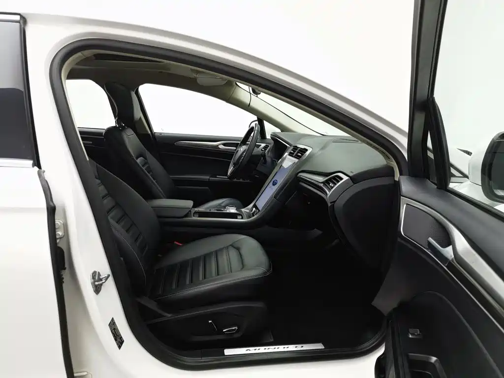 Ford Mondeo — миниатюра 23