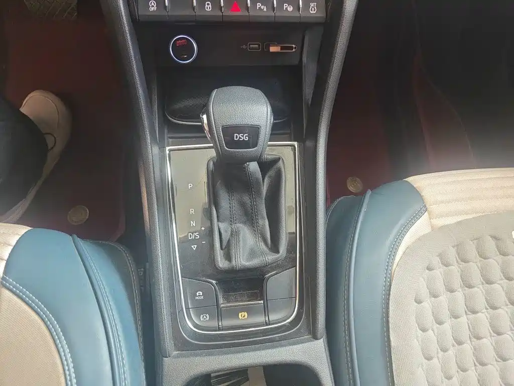 Skoda Karoq — миниатюра 10