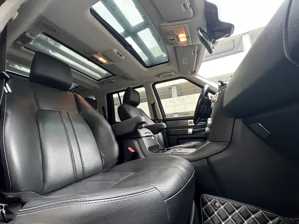 Land Rover Discovery 2016 3.0 SC V6 HSE