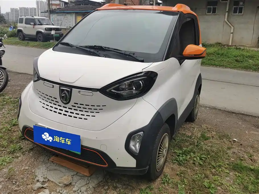 BAOJUN E100