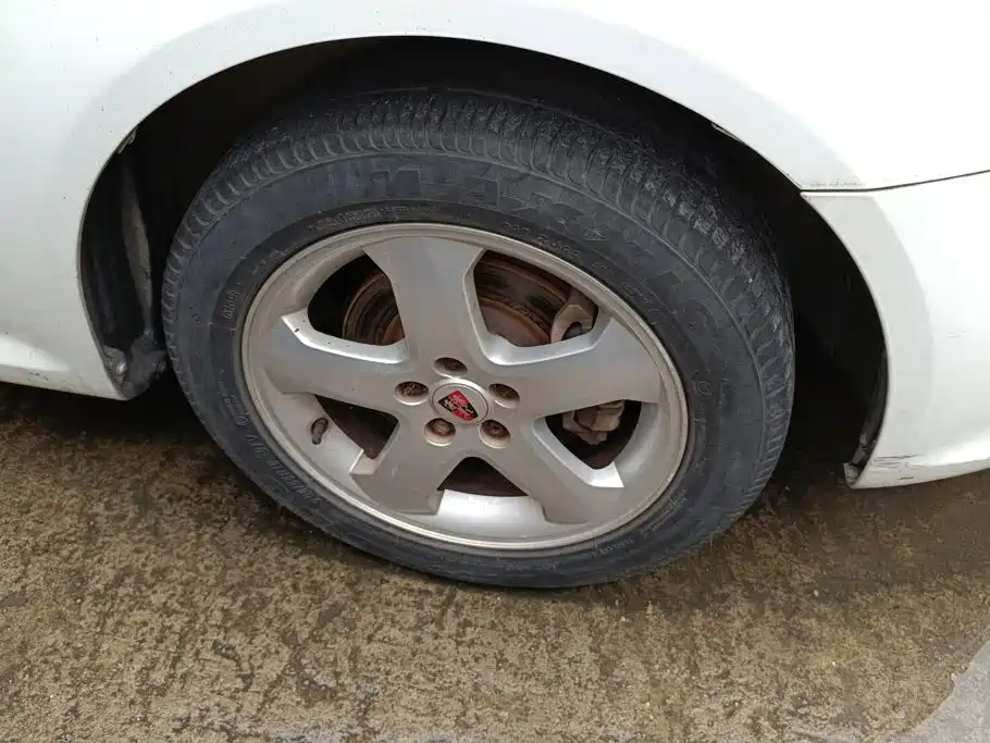 Roewe 350 — миниатюра 6
