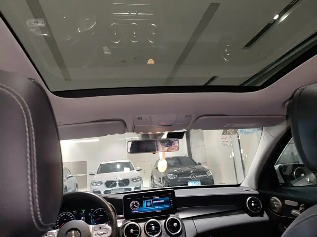Mercedes-Benz C-Class — миниатюра 18