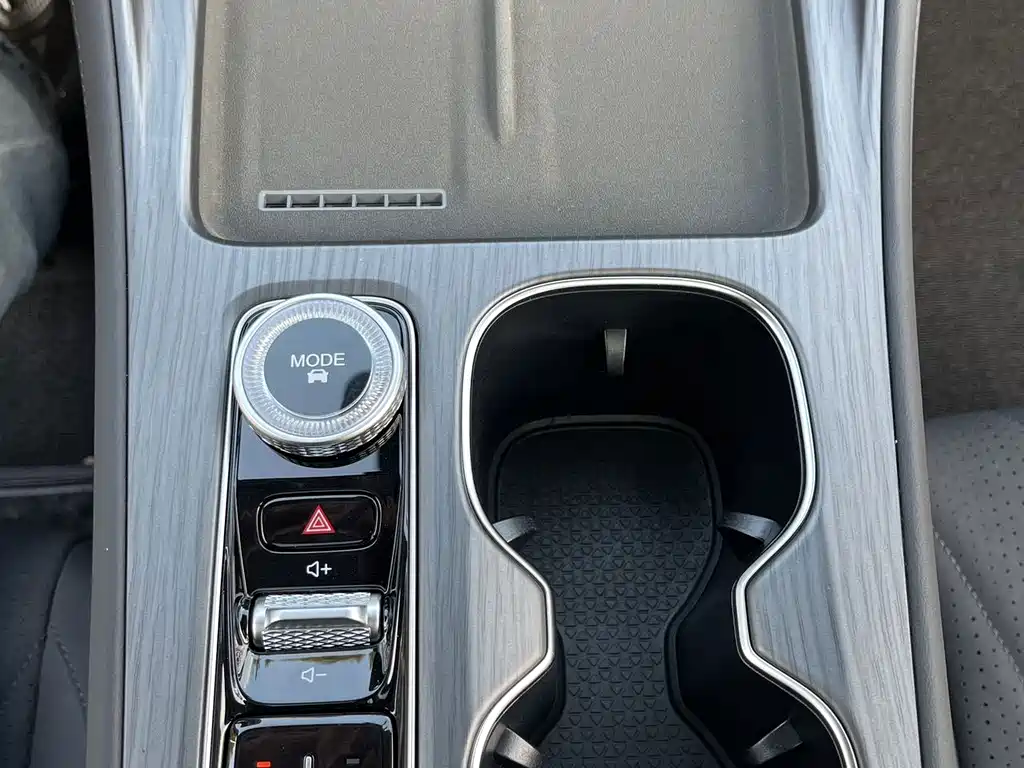 Chery Tiggo 8 PLUS — миниатюра 14