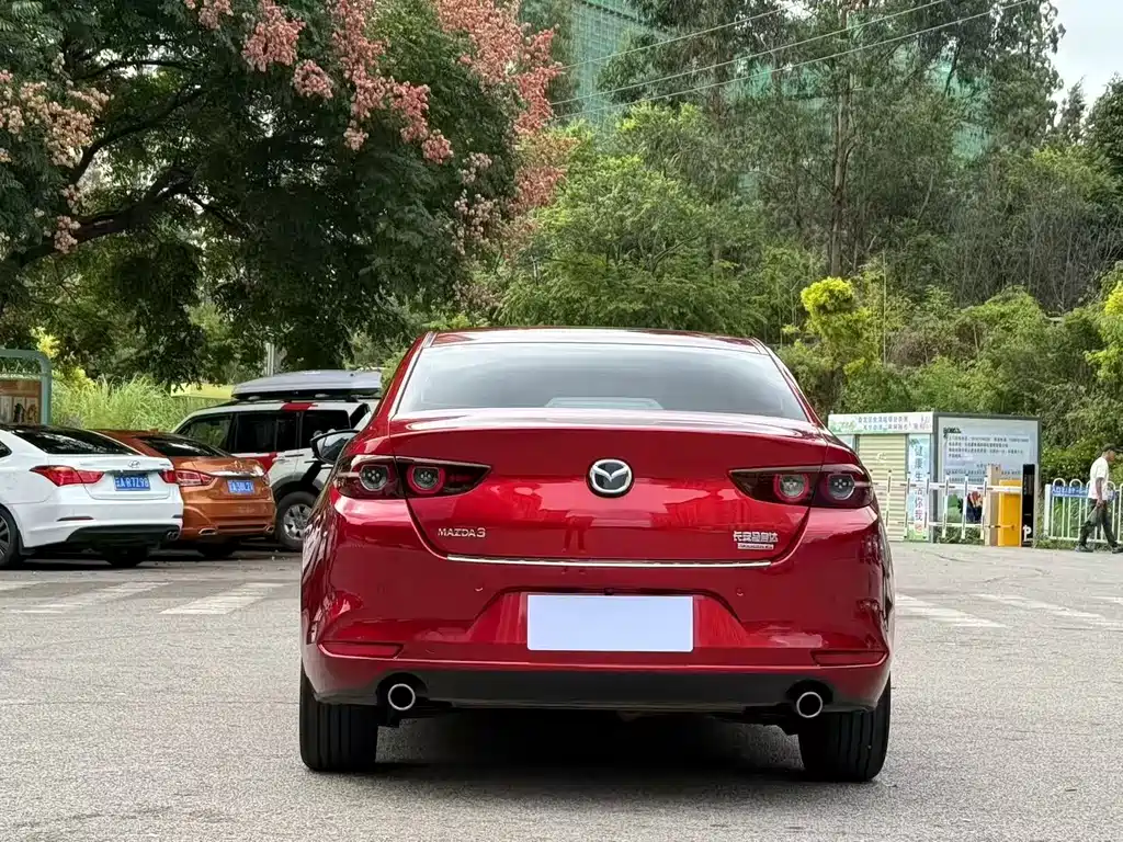 MAZDA 3 ANGKESAILA