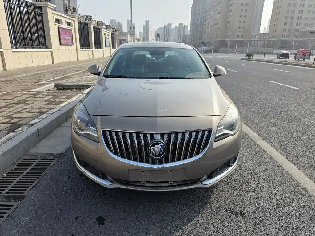 BUICK REGAL