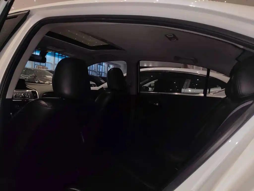 Honda Accord — миниатюра 8