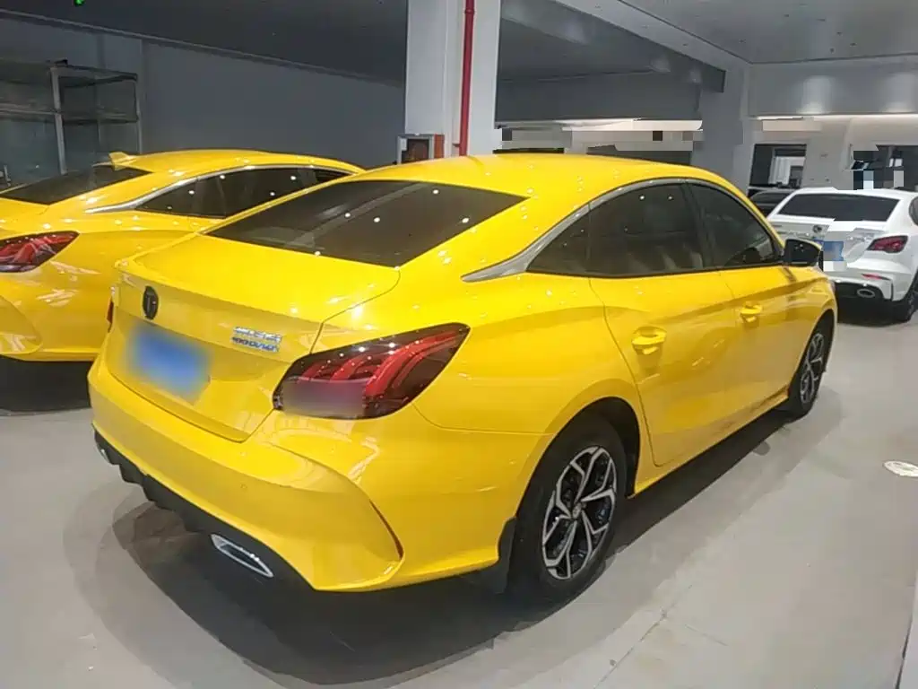 MG MG5 — миниатюра 7