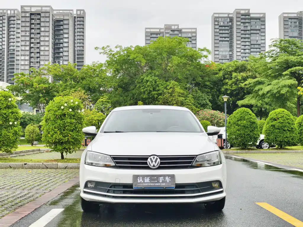 Volkswagen Sagitar 2018 1.6L AT Fashion