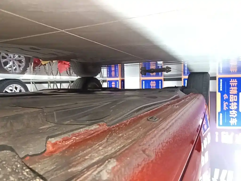 Volkswagen Golf Sportsvan — миниатюра 21