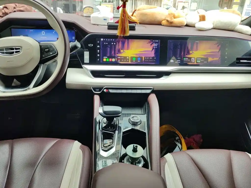Geely Xingyue L — миниатюра 6