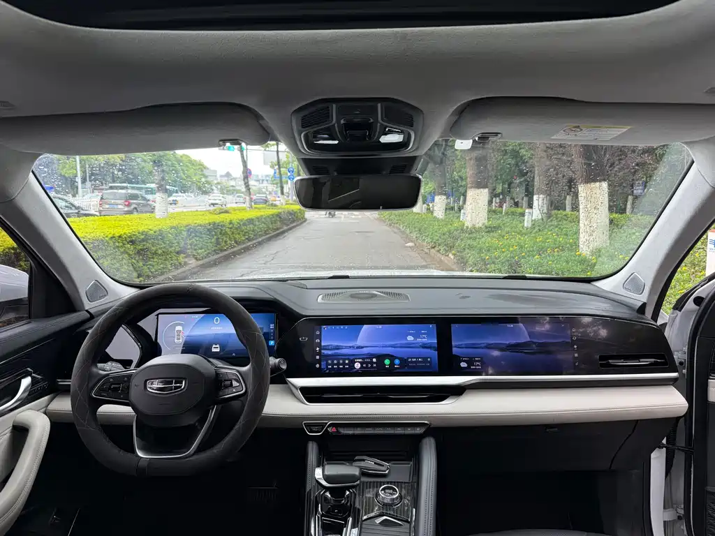 Geely Xingyue L — миниатюра 5