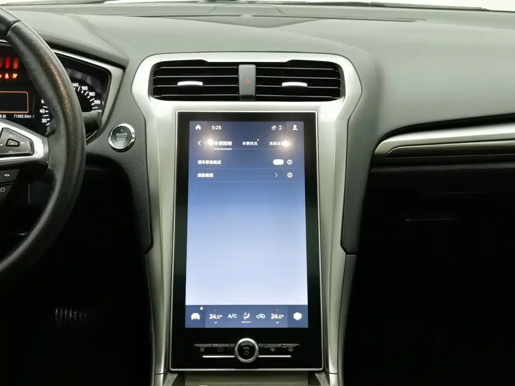 Ford Mondeo — миниатюра 12