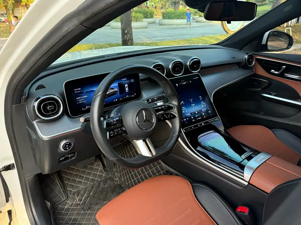 Mercedes-Benz C-Class 2022 — фото 4