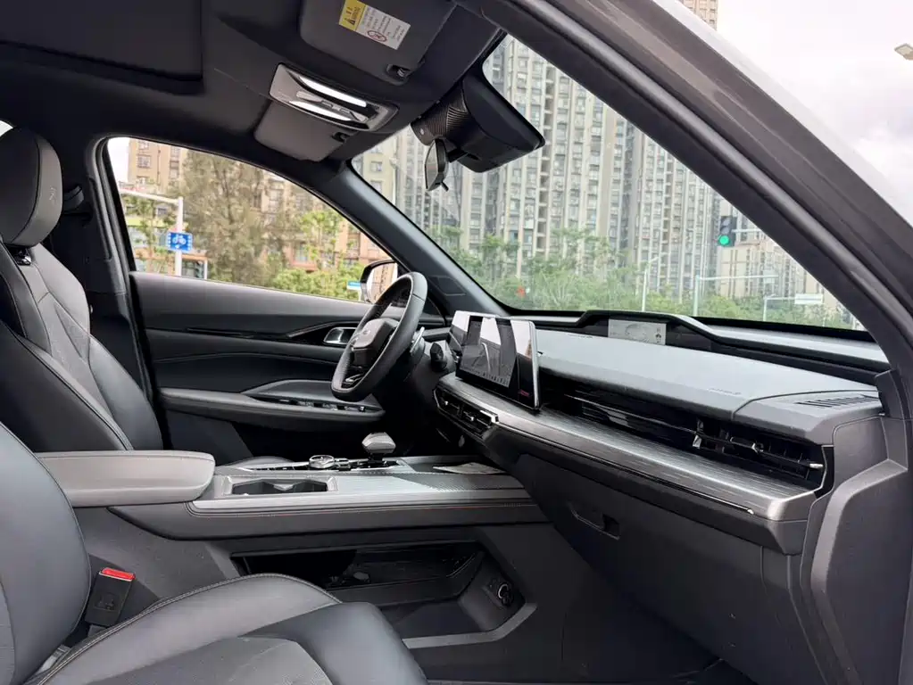 CHANGAN CHANGAN AUCHAN Z6