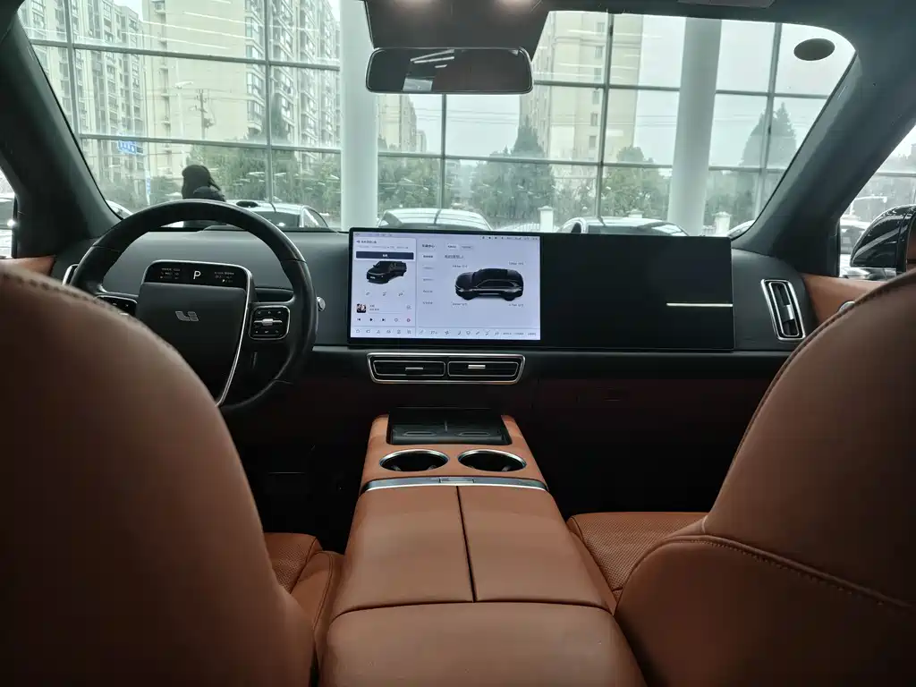 Li Auto IDEAL L6