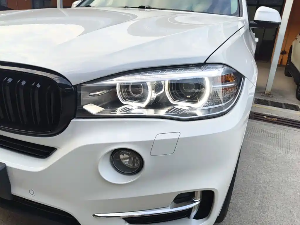 BMW X5 (Import) — миниатюра 24