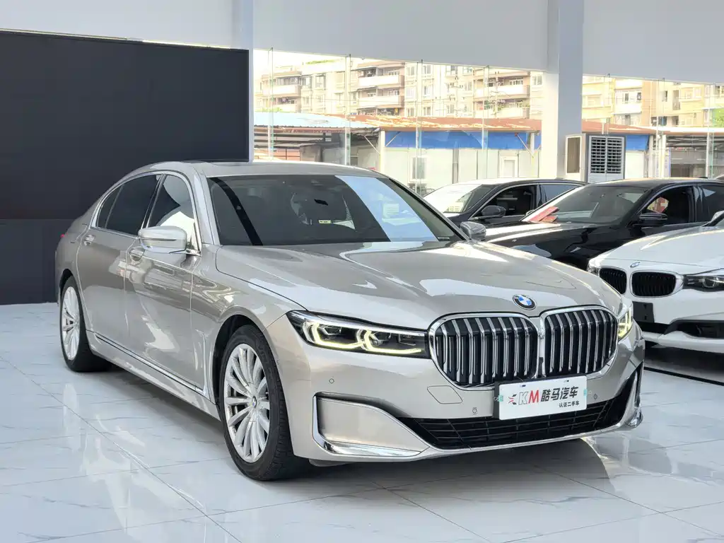 BMW 7 SERIES