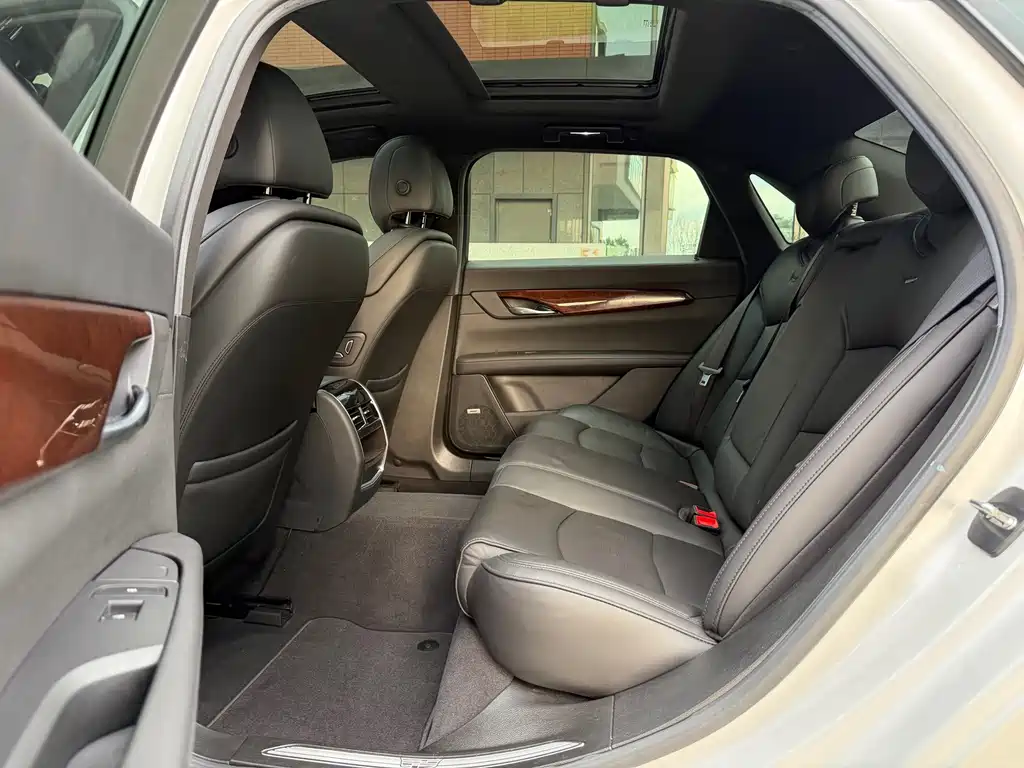 Cadillac CT6 — миниатюра 17