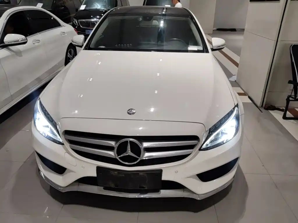 Mercedes-Benz C-Class — миниатюра 3