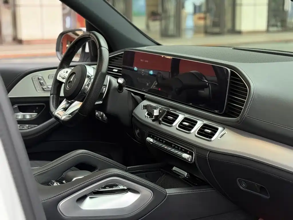 MERCEDES-BENZ GLE AMG