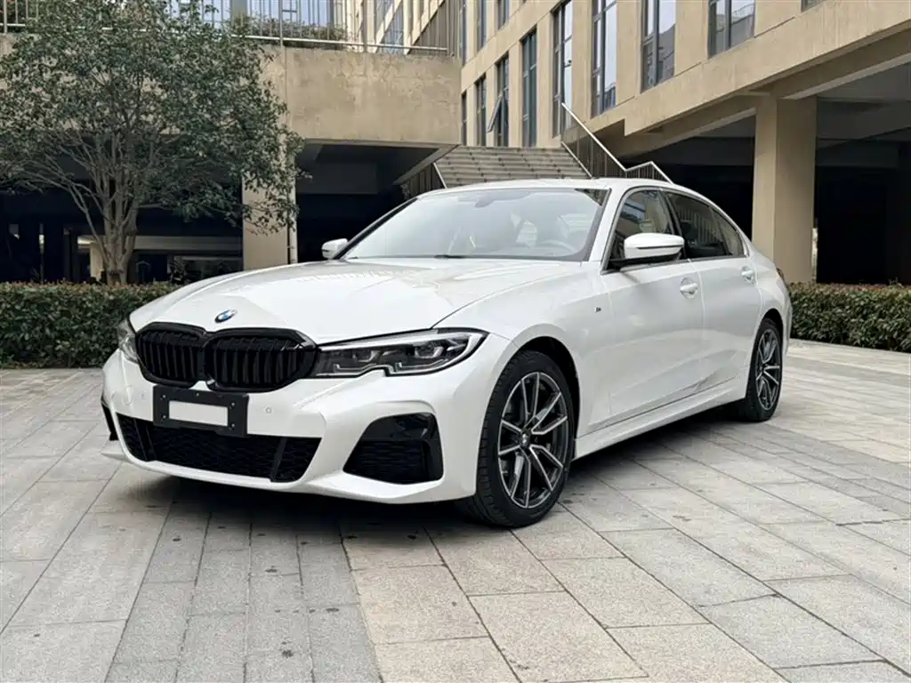 BMW 3 Series 2022
