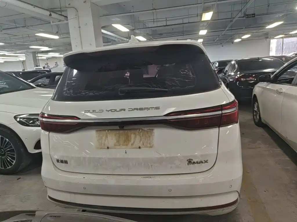 BYD MAX — миниатюра 6