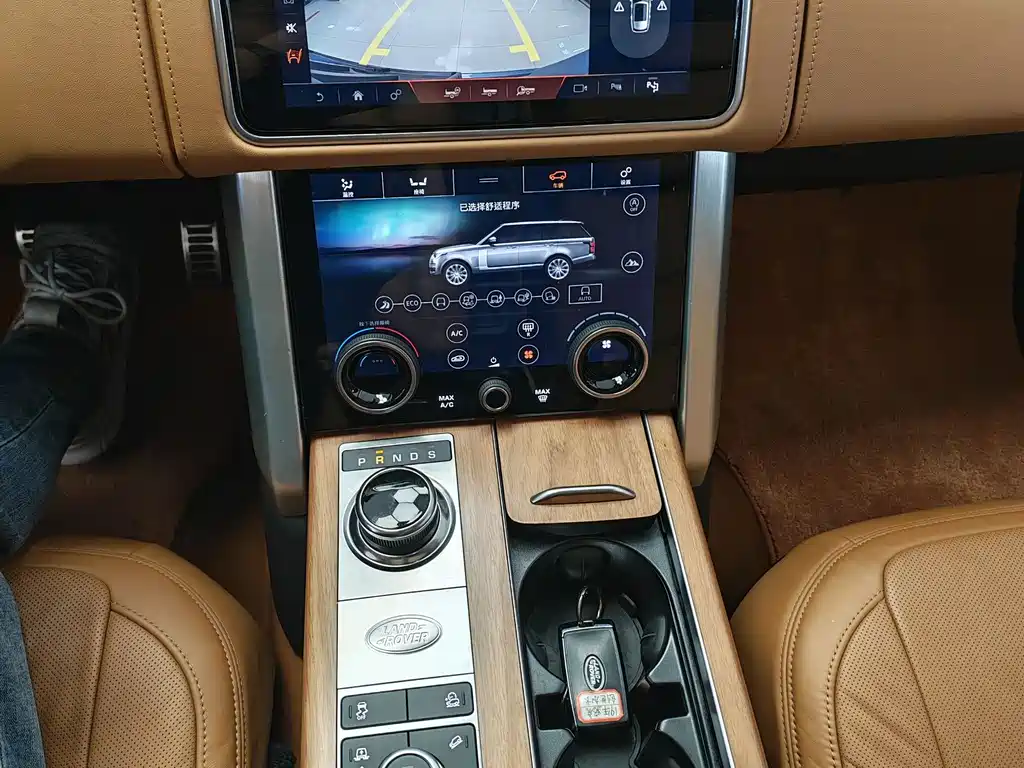 LAND ROVER RANGE ROVER