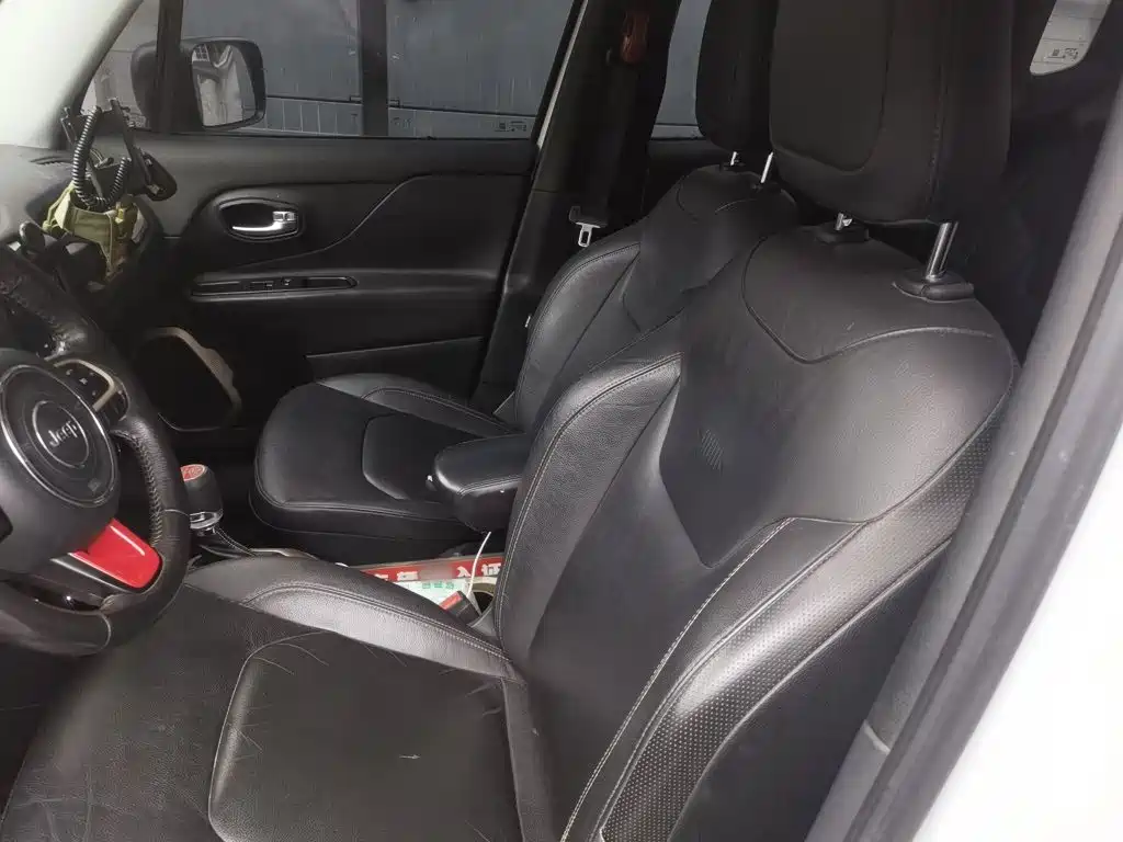 Jeep Renegade — миниатюра 11