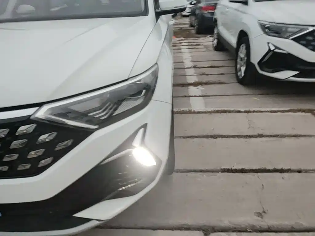 Jetta VS5 — миниатюра 24