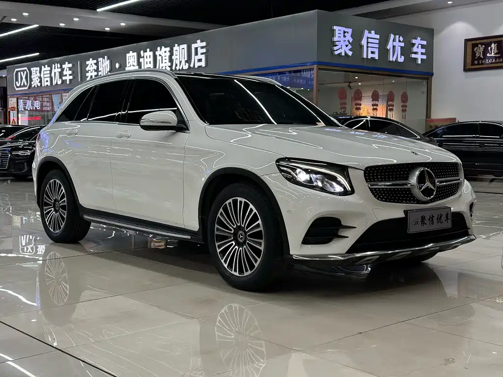 MERCEDES-BENZ GLC