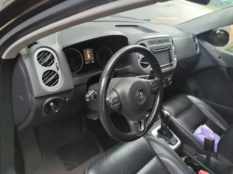 Volkswagen Tiguan — миниатюра 12