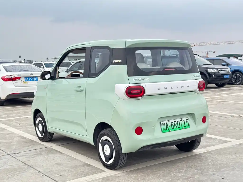 Wuling MINIEV — миниатюра 13