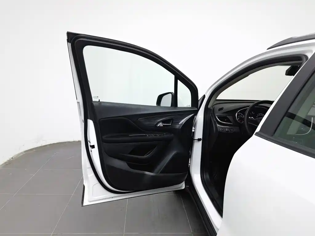 Buick Encore — миниатюра 8