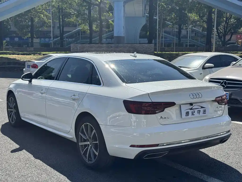 Audi A4L — миниатюра 5