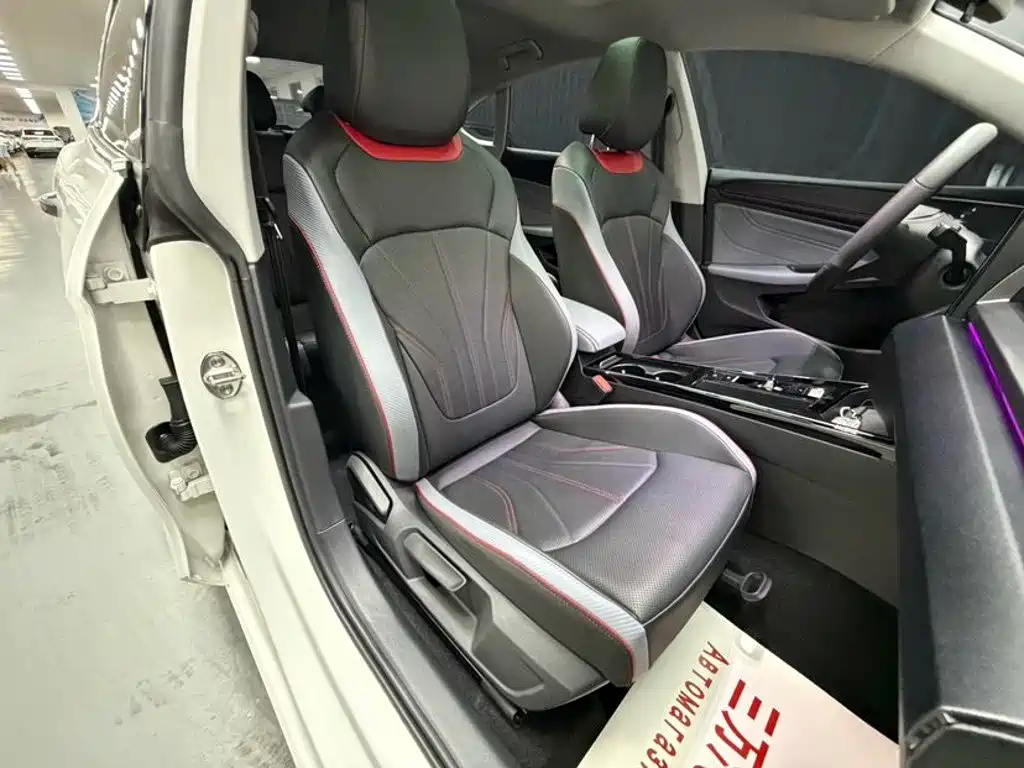 Volkswagen Lamando — миниатюра 11